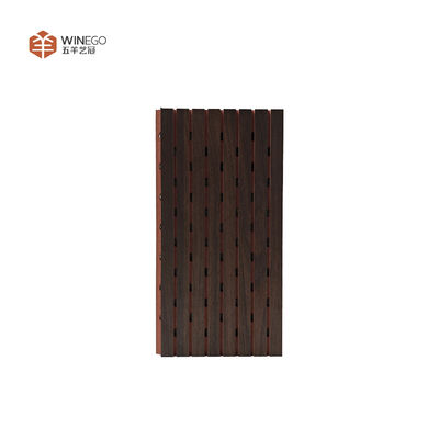 Создайте бесшумный опыт с помощью Winego Grooved Panels для многофункциональных помещений